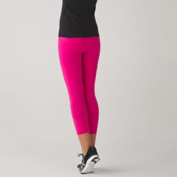 Lululemon all the right places 7/8 pink sz 4 - Picture 6 of 7